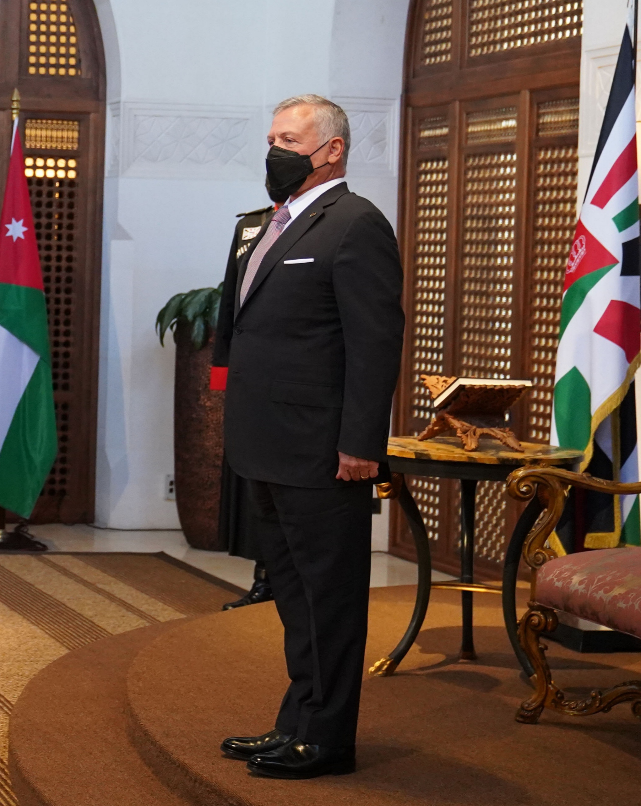 إرادة ملكية بالموافقة على إجراء تعديل على حكومة الدكتور الخصاونة