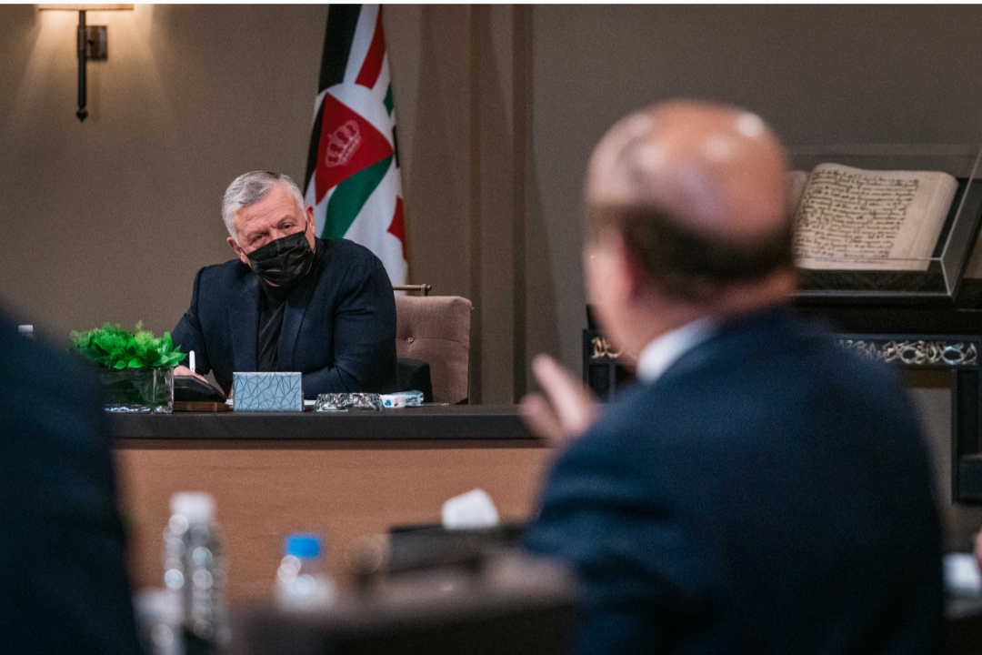 جلالة الملك يلتقي المكتب الدائم لمجلس الأعيان