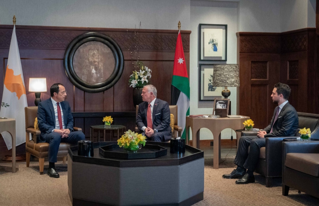 جلالة الملك والرئيس القبرصي يعقدان لقاء في عمان