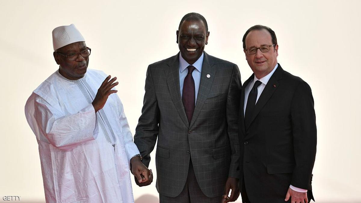 انطلاق أعمال القمة الإفريقية الفرنسية