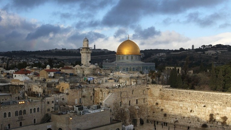 “اليونيسكو” ترفع مهد المسيح وتضم القدس القديمة للتراث المهدد بالخطر