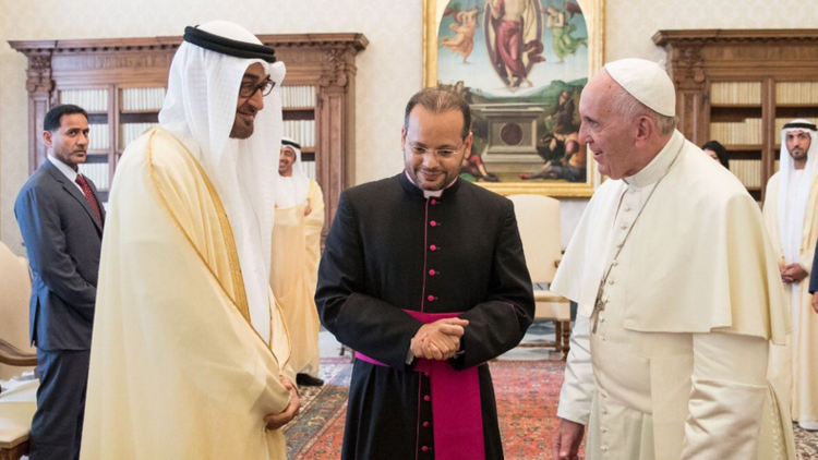 ولي عهد أبوظبي لبابا الفاتيكان: مرحبا في دار زايد