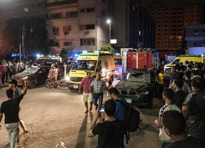 عشرات القتلى والجرحى بانفجار نجم عن تصادم 4 سيارات في القاهرة