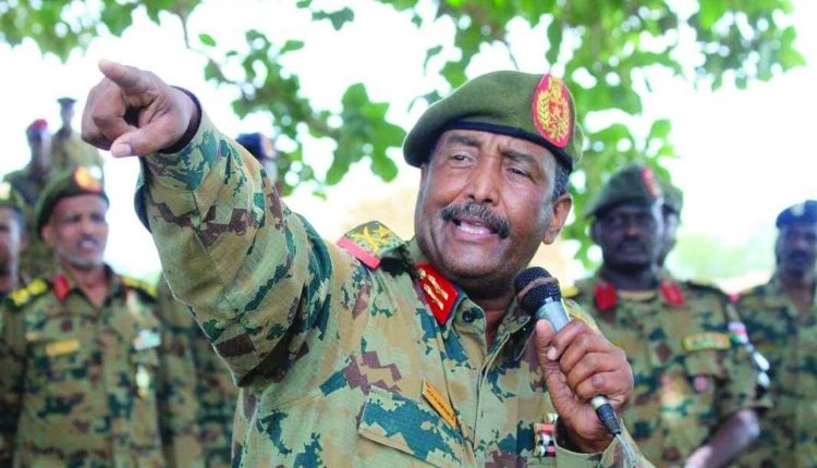 رئيس المجلس السوداني يتسلم دعوة من الملك سلمان لحضور قمة مكة