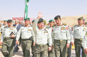 القائد الأعلى يرعى احتفال القوات المسلحة بذكرى الكرامة