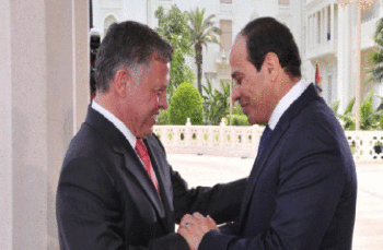 الرئيس المصري يصل إلى المملكة في زيارة رسمية