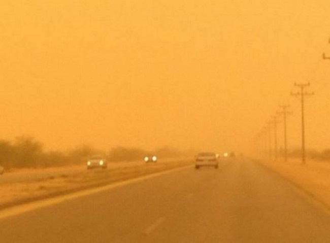 الأمن يحذر سالكي الطريق الصحراوي بسبب الغبار
