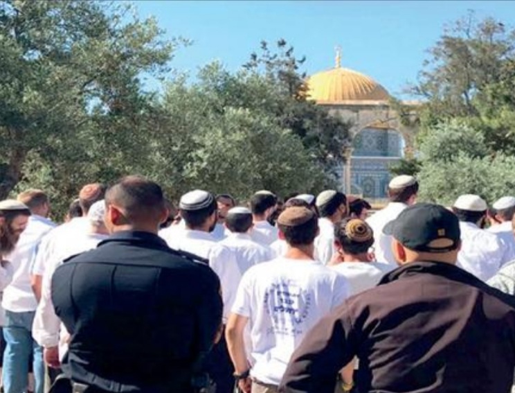 الاحتلال يسمح للمستوطنين باقتحام الأقصى في رمضان