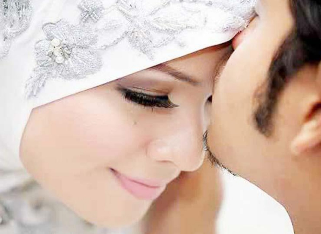 فن المداعبة والملاطفة قبل الجماع