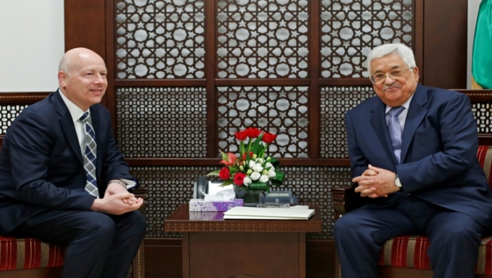 مصدر: عباس يبلغ مبعوث ترامب 3 شروط للعودة للمفاوضات مع إسرائيل