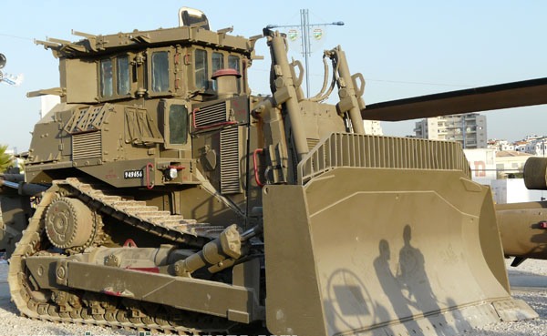20 آلية ثقيلة تصل إسرائيل لمواجهة أنفاق غزة