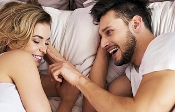 كيفية إغراء الزوج قبل العلاقة الحميمة