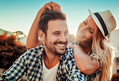 شكل الوجه يكشف خفايا العلاقة الحميمة للشخص