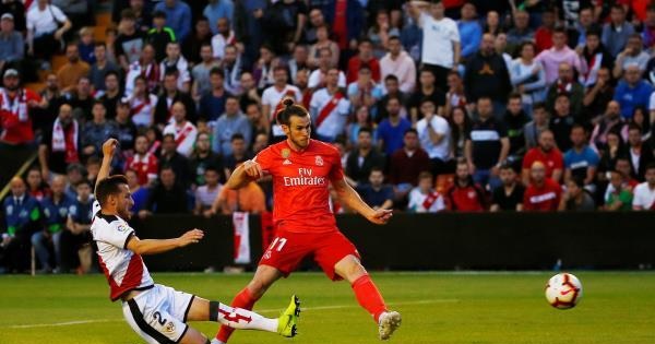 ريال مدريد يواصل ترنحه بالهزيمة أمام فايكانو