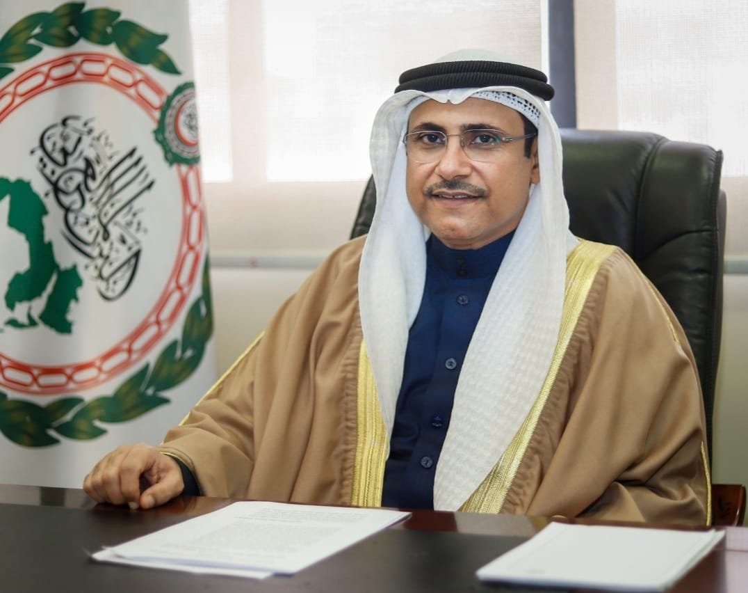 البرلمان العربي يشيد بالدور التنويري للصحافة العربية