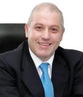 يبيعون للإسرائيليين بلا خجل