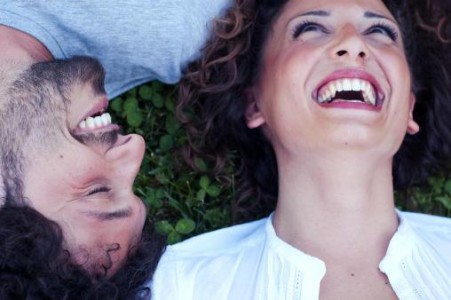 خطوات لتحسين العلاقة الزوجية وزيادة الرغبة بين الطرفين