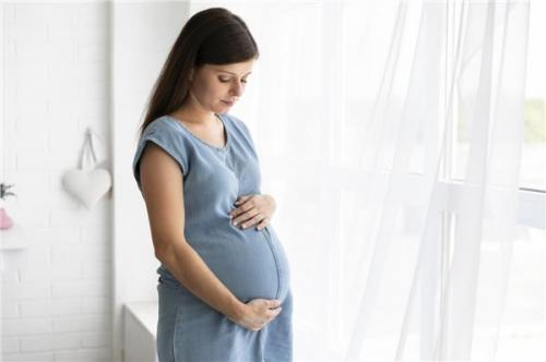 كيف يمكن أن تؤثر السمنة على الحمل؟
