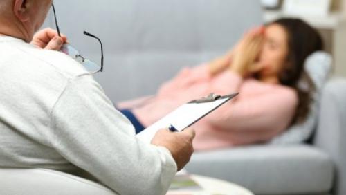 200 ألف أردني راجعوا عيادات نفسية حكومية