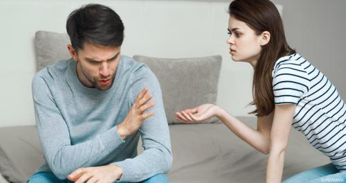 زوجي فقد ثقته بي لإني لم أسانده بأزمته المالية