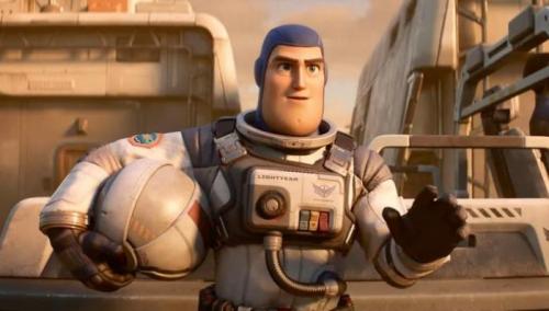 الأردن يمنع عرض فيلم ديزني “لايتيير” بسبب مشاهد ” مثلية ”