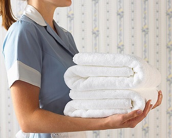 الشغالة تكشف أسرار بيتي