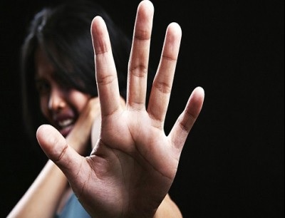 خايفة الله يحاسبني واعتبر إني فضحتها