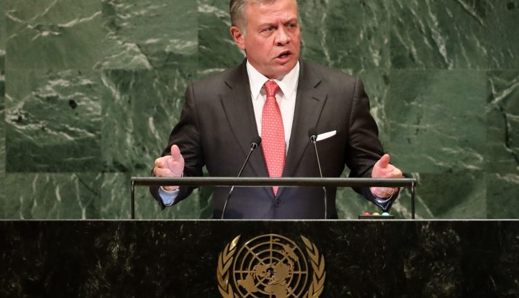العاهل الأردني ينهي ملحقي الباقورة والغمر من اتفاقية السلام مع الاحتلال