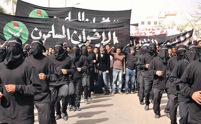 محكمة مصرية تدرج 296 شخصاً من جماعة الإخوان” بقائمة الإرهاب