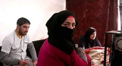 مقتل شابة وشقيقها من ذوي الاحتياجات الخاصة ذبحاً بأداة حادة في إدلب