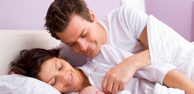 6 تحدّيات تواجه العلاقة الحميمة بعد الإنجاب.. وكيف تتغلّبين عليها