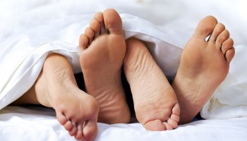 كيف تناقشين مشكلات العلاقة الحميمة مع زوجك؟