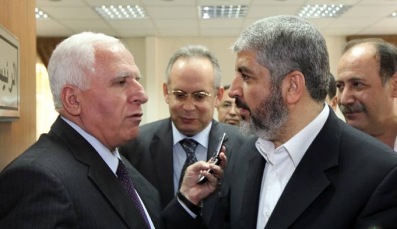 مشعل يستقبل الأحمد وبحثا تشكيل حكومة وحدة واجراء الانتخابات وانهاء الانقسام