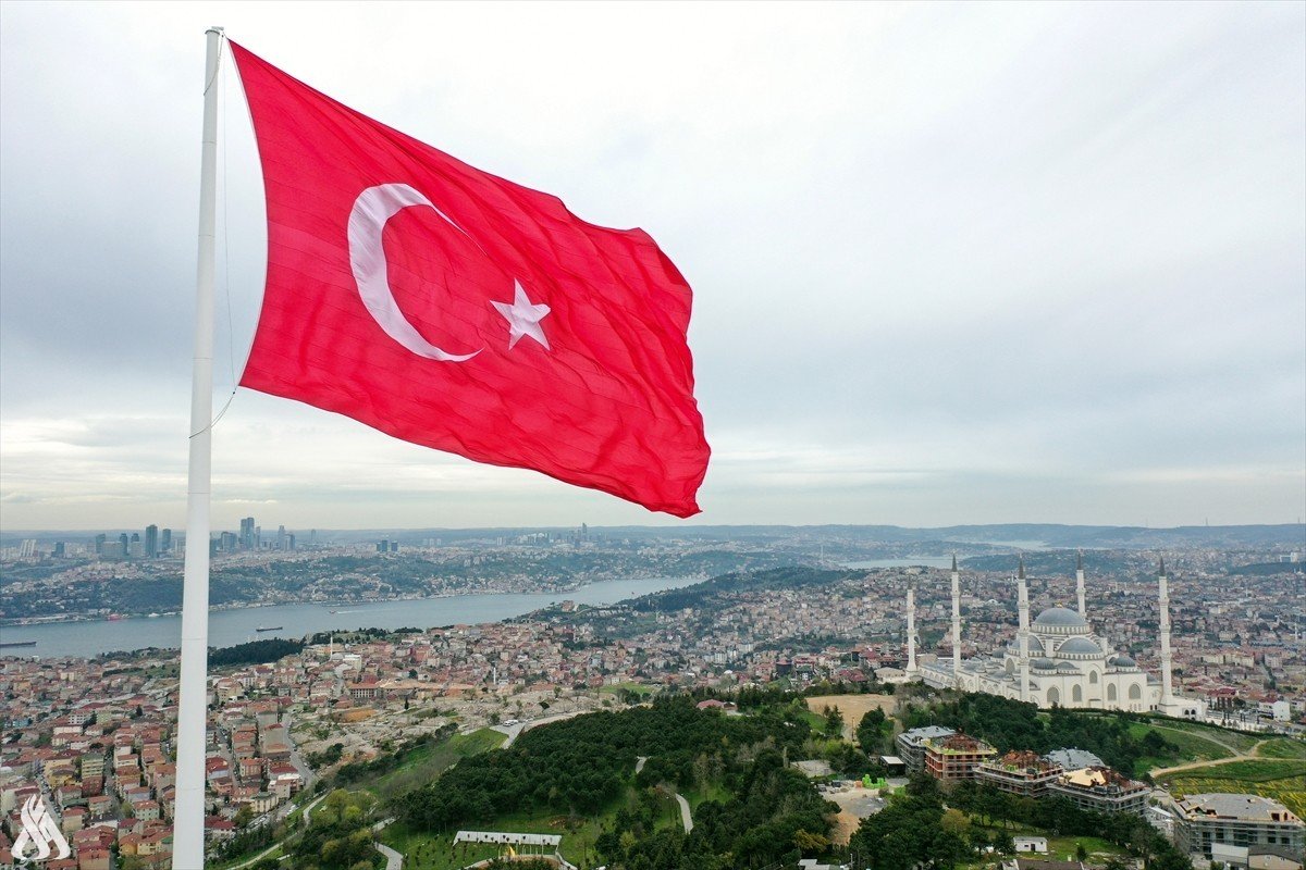 تركيا تعيد فتح سفارتها في دمشق