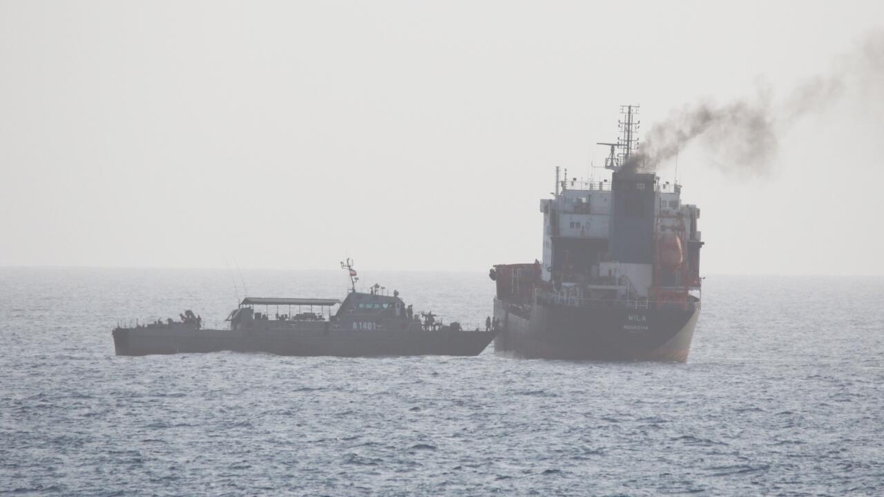 بريطانيا: تضرر سفينة إثر هجوم بصاروخين قبالة سواحل اليمن