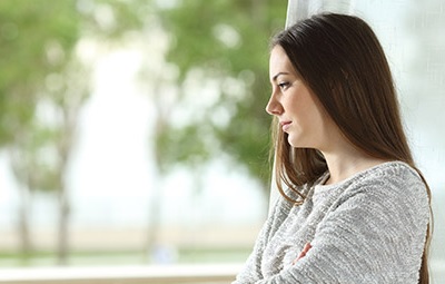 خطيبي على علاقة مع فتاة أخرى