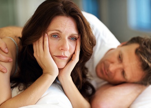 حب الزوج يساعد المرأة على مواجهة سن اليأس