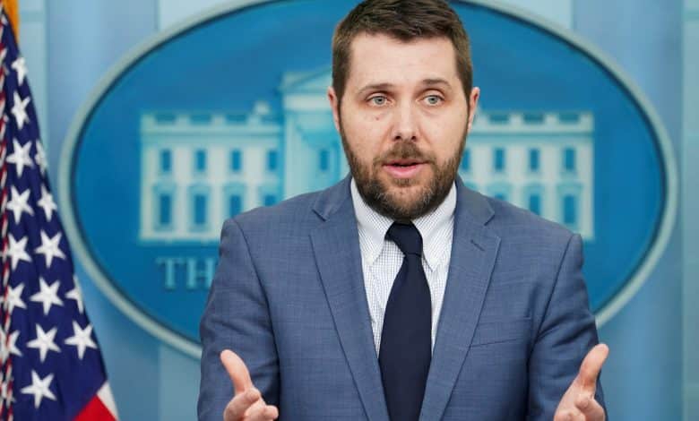 كبير مستشاري بايدن للسياسة الاقتصادية يتنحى