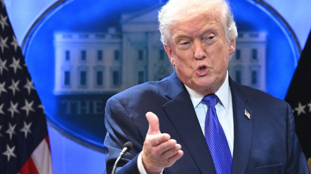 ترامب يهاجم المحكمة العليا ويتوعد بإجراءات “فظيعة”