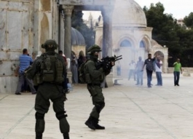 الاحتلال يبدأ تطبيق قرار إطلاق النار ضد المتظاهرين الفلسطينيين قبل مصادقة نتنياهو