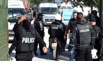 عزل 110 من قوات الأمن التونسي للاشتباه في علاقتهم بتنظيمات إرهابية