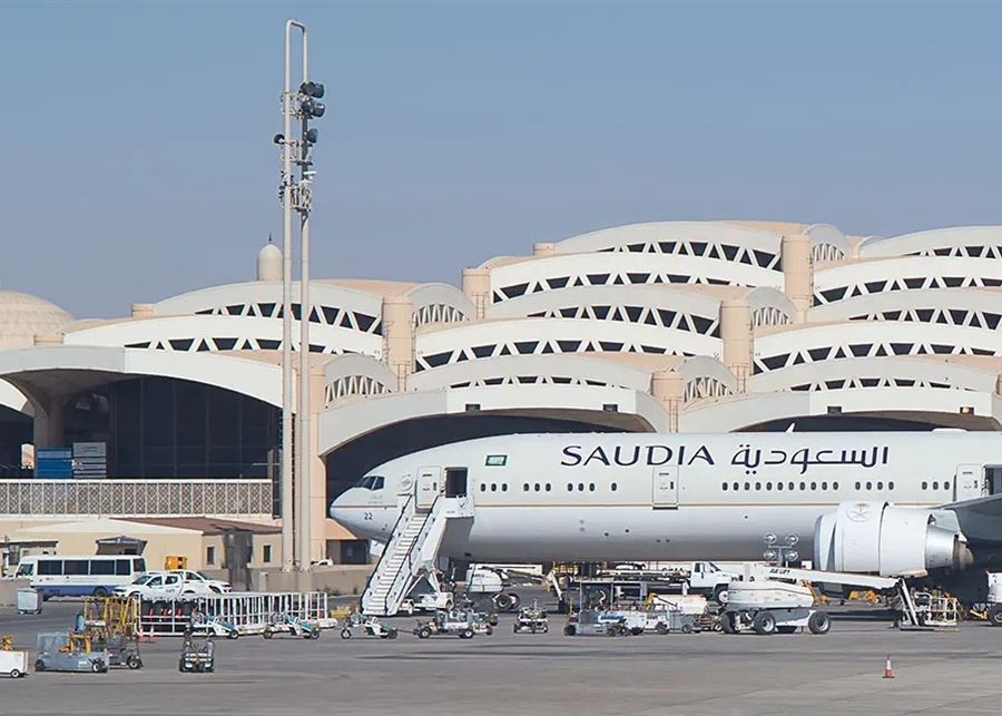 السعودية تمدد تعليق العمليات في مطار الملك خالد
