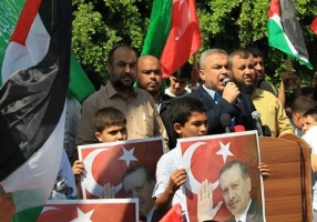 حماس ترفض الانقلاب في تركيا وتؤكد وقوفها الى جانب اردوغان