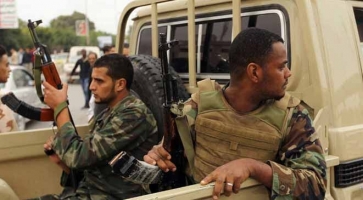 جيش حفتر يسيطر على 80% من بنغازي