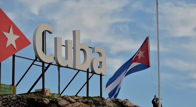 ترامب: كوبا تقترب من الانهيار