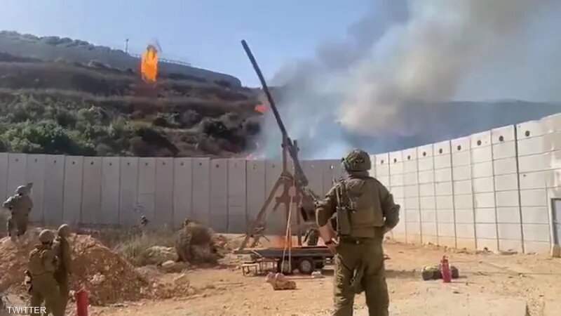 الجيش الإسرائيلي يحرق جنوب لبنان بواسطة “المنجنيق”