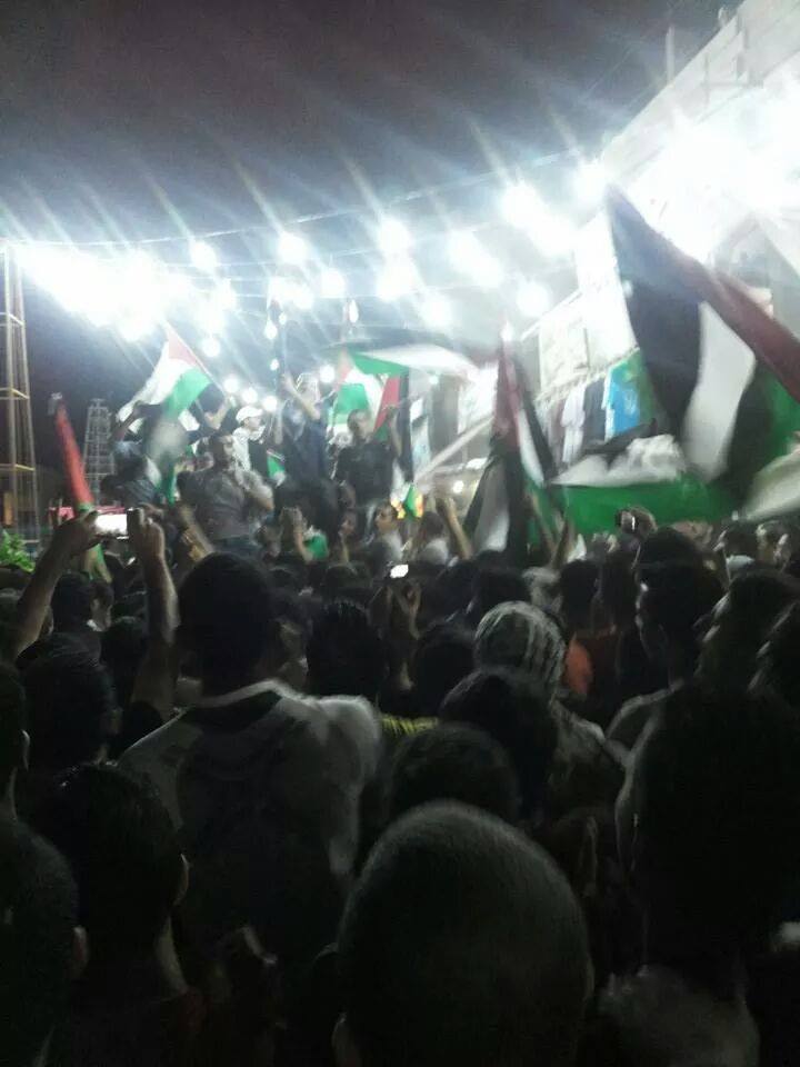 مسيرات يومية في مخيم البقعة تندد بالممارسات الاسرائيلية في غزة