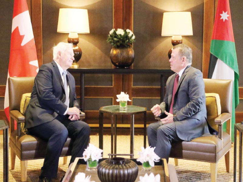 الملك يؤكد ضرورة الالتزام بتعهدات مؤتمر لندن