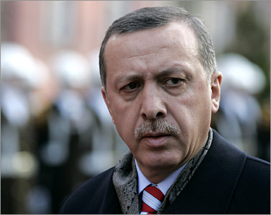 نجاة “أردوغان” من محاولة اغتيال