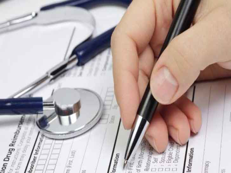 لا قرار حكوميا بوقف الإعفاءات الطبية